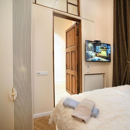 City Lux Hotel تبليسي المظهر الخارجي الصورة